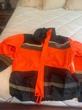 Harley-Davidson Orange and Black MENS 3 piece rain suit.